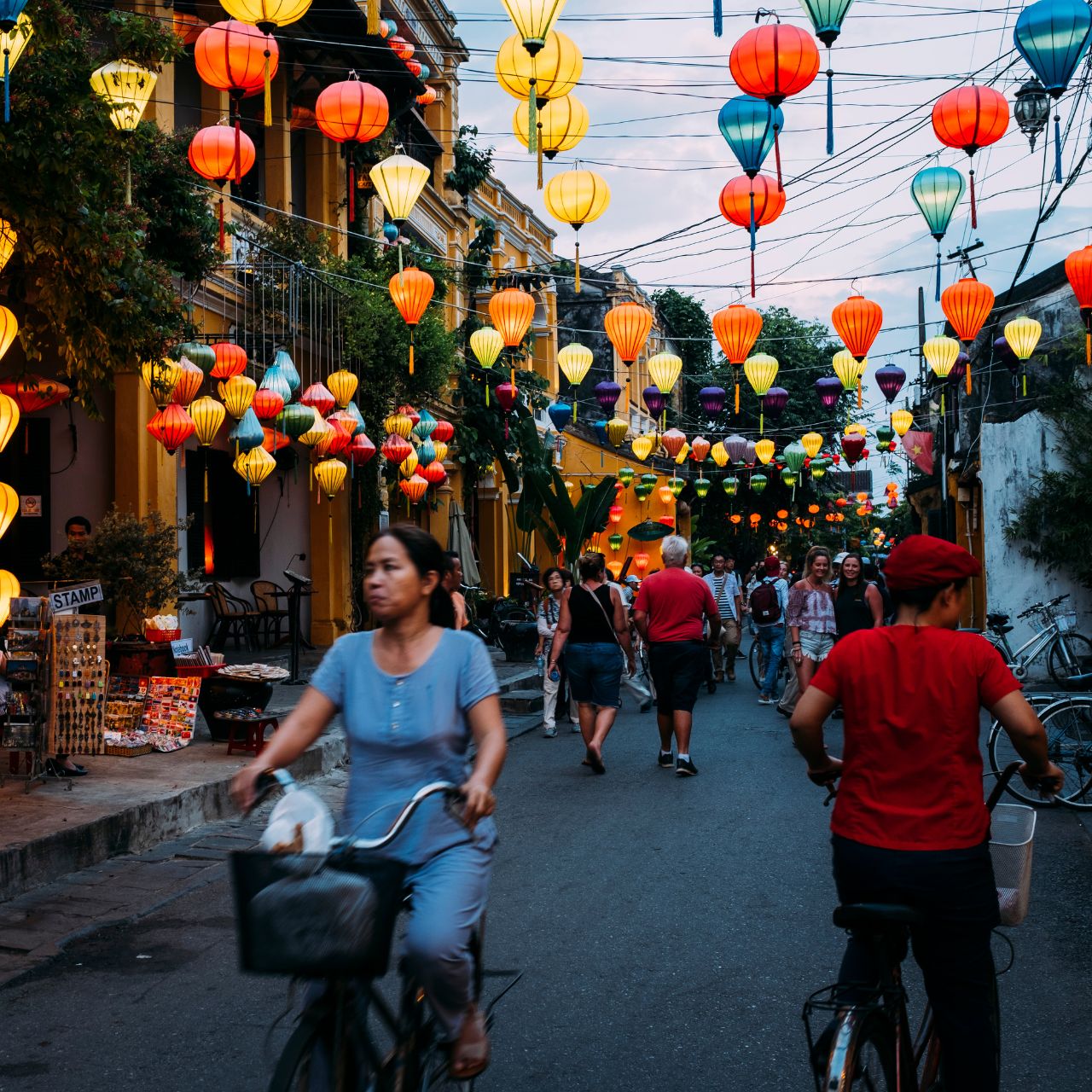 People on a vietnam street with paper lamps